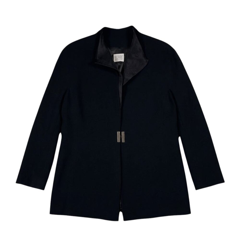 Gianfranco Ferre Black Silk Trim Lapel Clasp Accent Tailored Blazer | Size 14